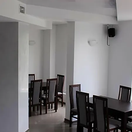 Hotel ради